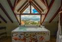 Jacuzzi privé avec vue panoramique - La Suite Villa, Martinique